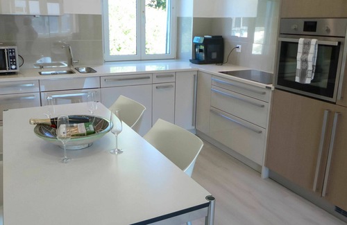 Tramelan Apartment | Cosy apartment for 4 people with TV, patio, panoramic view and parking