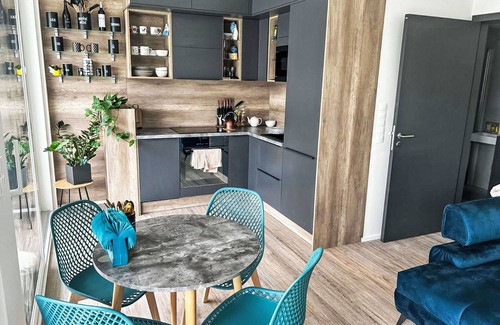 Vrchlabi Apartment | Cosy apartment for 4 guests with WIFI, TV, balcony and parking