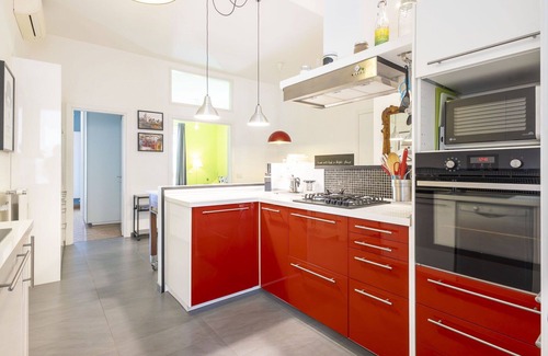 Ticinese Apartment | Cosy apartment for 4 people with A/C, WIFI, TV, balcony and parking