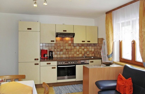 Pians Apartment | Cosy apartment for 5 people with WIFI, TV, patio and parking