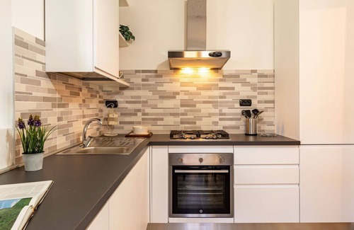 Vendrogno Apartment | Cosy apartment for 5 guests with A/C, WIFI, balcony and parking