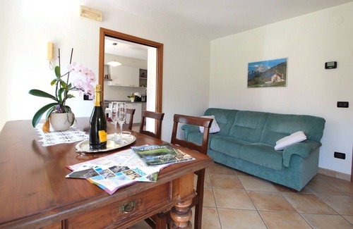 Arsie Apartment | Cosy apartment for 6 people with TV, panoramic view and parking