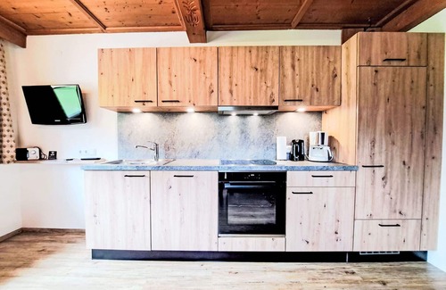 Laimach Apartment | Cosy apartment for 8 people with balcony and parking