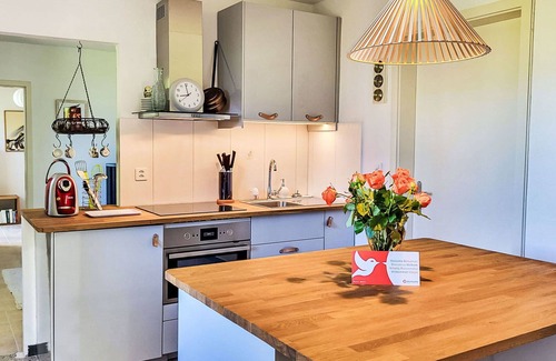 San Nazzaro Apartment | Cosy apartment for 3 guests with WIFI, TV, patio, pets allowed and parking