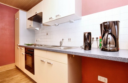 Amel Apartment | Cosy Apartment in Born with Terrace and Garden