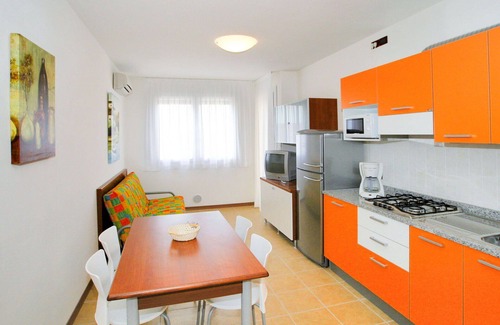 Torre di Fine House | Cosy apartment in villa for 7 guests with pool, WIFI, A/C, TV, balcony and parking