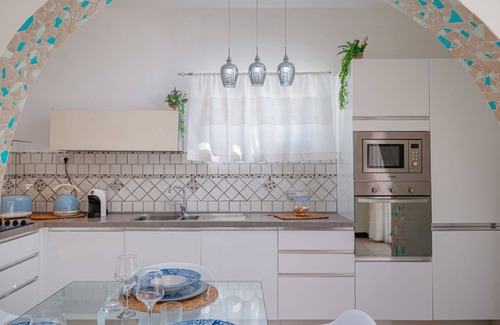 Eden Beach Villa | Cosy apartment in villa for 5 guests with A/C, pool, WIFI, TV and patio