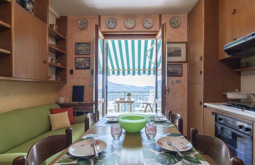 Diano Borello Apartment | Cosy apartment for 3 guests with WIFI, pool, TV, patio, pets allowed and parking