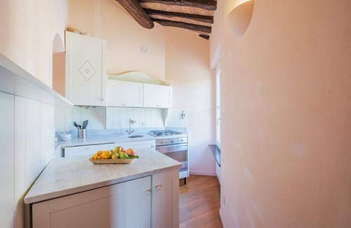 Santo Stefano del Ponte Villa | Cosy apartment in villa for 6 people with WIFI, TV, panoramic view and parking