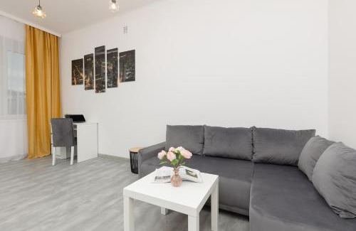 Zoliborz Apartment | Cosy Apartment on Metro Plac Wilsona by Noclegi Renters