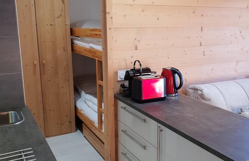 Eclose-Est Apartment | Cosy apartment - panoramic mountain view - 50m alpe express
