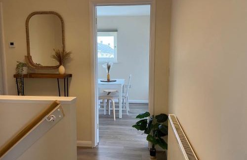 Cranfield Apartment | Cosy Apartment with Office & Parking in Cranfield