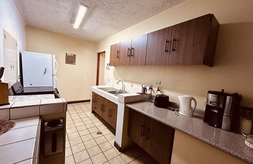 Hospital Condo | Cosy apartment with private Garden