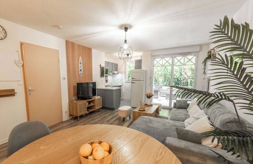 Merignac Apartment | Cosy apartment with terrace near Bordeaux