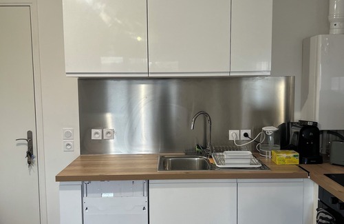 Le Blanc-Mesnil Apartment | Cosy Appt Proche Paris Stade de France Bourget
