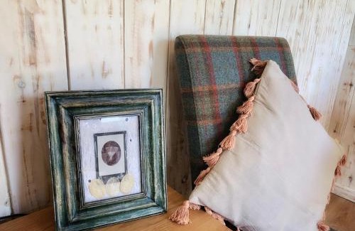 Drybrook House | Cosy Cabins without hot tub - Greenway Farm, Drybrook, Forest of Dean