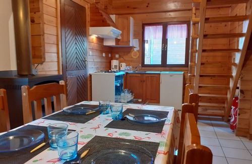 Le Syndicat Ski Chalet | Cosy chalet with breathtaking views of the pond and valley in the Vosges mountains