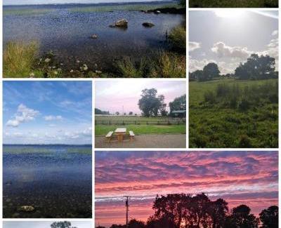 Woodford House | Cosy Cottage & Lake views