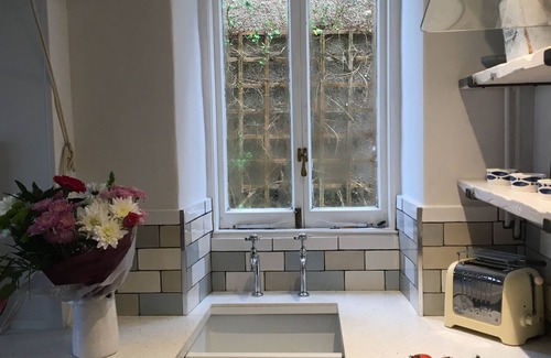 Newlyn Cottage | Cosy Cottage with Spectacular Sea Views