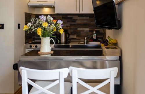 Grafton Regis Apartment | Cosy countryside retreat - Pogo