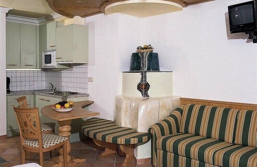Sankt Anton am Arlberg Apartment | Cosy flat with balcony or terrace
