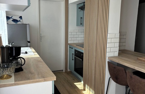 Meschers-sur-Gironde Apartment | COSY GITE in a quiet location 800m from La plage des Nonnes, close to shops