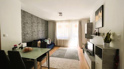 Albertfalva Apartment | Cosy Living Apartment w Balcony