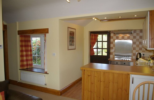Rode Cottage | Cosy, peaceful cottage near Bath and Longleat.