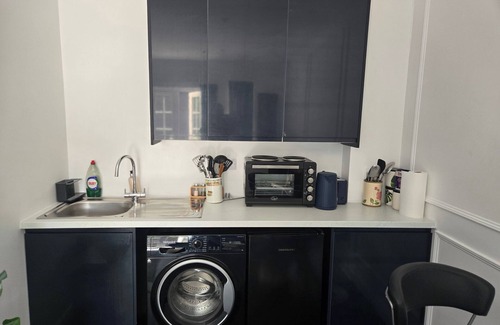 Willian Apartment | Cosy Studio Apartment - Sleeps 2, Garden & Parking
