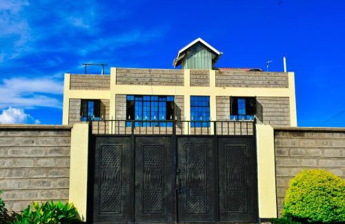 Machakos House | Cosy Studio at Crystal Towers Machakos