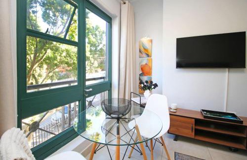 Greater Johannesburg Metropolitan Area Apartment | Cosy Studio in 2238 Circa Illovo