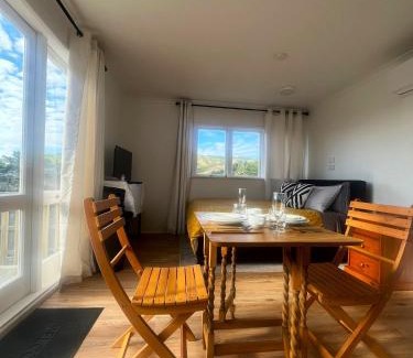 Porirua Apartment | Cosy Studio Retreat in Porirua