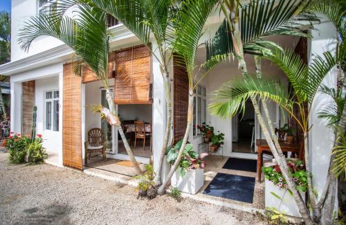 Tamarin House | Cosy & Stylish Cottage - Central Tamarin