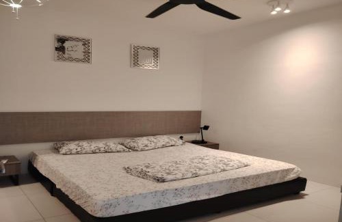 Kampung Permatang Indah House | Cosy Townhouse in Tasek Gelugor