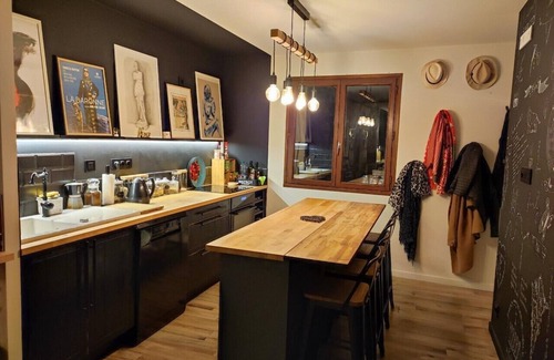 Charmes-sur-Rhone House | Cosy under-roof accommodation for 2 to 10 people with no outside space