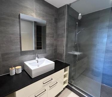 Faaa Apartment | Cosy Vaikea Lodge, Pamatai road