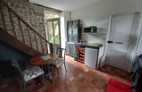 Juvigny-Val-d'Andaine House | Cosy village gite in Sept-Forges Normandy central for lots of local attractions.
