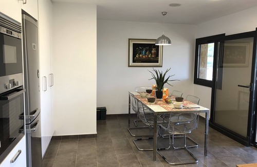 Calonge Villa | Cosy villa 10 minutes' walk from the beach, with swimming pool and jacuzzi.