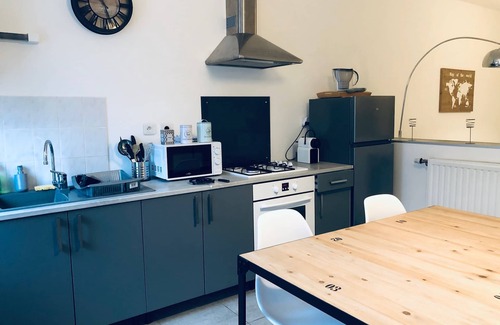 Corbie House | #CosyCorbie Townhouse with courtyard 11 minutes from Amiens center