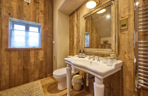 Chipping Norton Other | Cotswolds Luxury Retreat | Tennis & Wellness