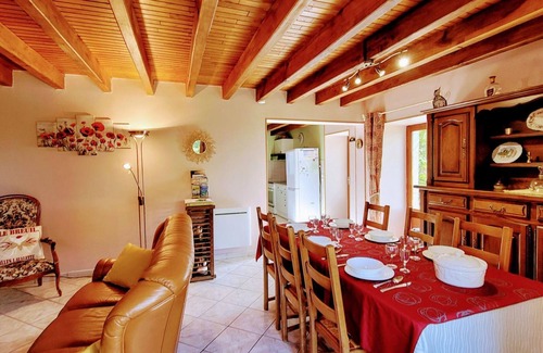 Salles-Lavalette Cottage | Cottage 3 bdr. with garden, fireplace, pets allowed, WIFI, parking, near activities & castles