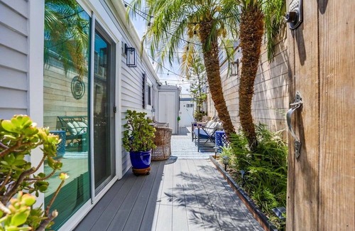 Mission Beach Cottage | Cottage ∙ 3 bedrooms ∙ 8 guests