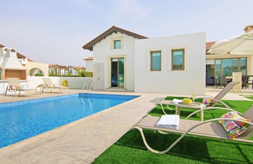 Ayia Thekla Cottage | Cottage ∙ 3 bedrooms ∙ 6 guests