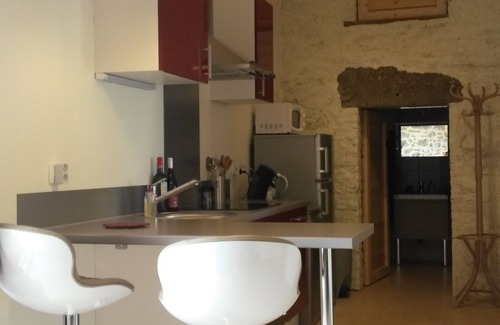 Cransac House | COTTAGE 40m² - Stone house renovated in 2015 - 2 people