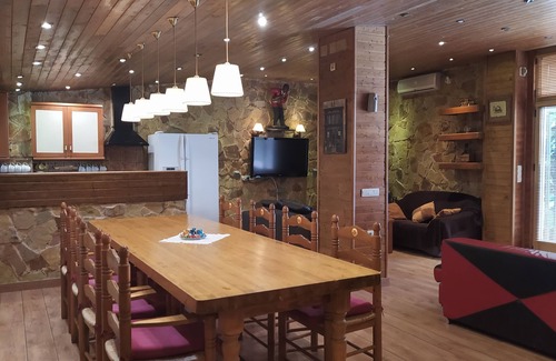 Biar Ski Chalet | Cottage Axier-Chalet with private pool, 10 to 15 Guests