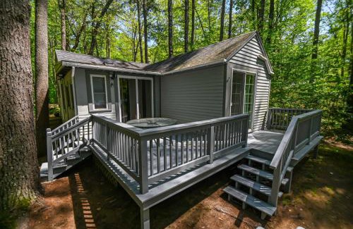 South Sanford House | Cottage by the Pond The Perfect Cozy Escape