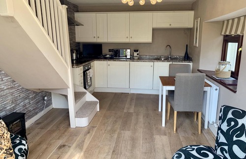 Easton Cottage | Cottage Dairy Cottage at Beaconsfield Farm