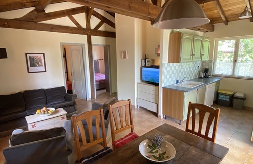Doissat Cottage | cottage EMERAUDE heated pool, 5 pers., free wifi