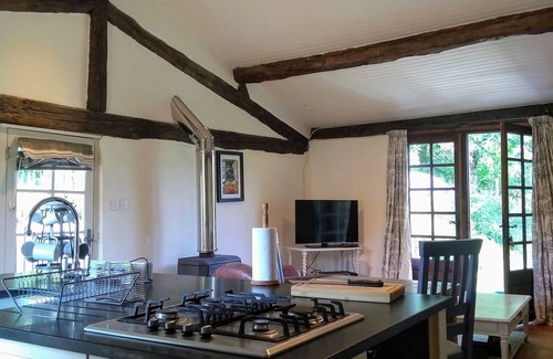 Puycalvel Cottage | Cottage Family friendly gîtes, wifi, play areas, welcome pack, large heated pool