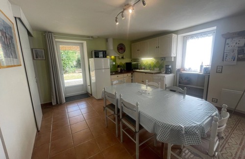 Amberre House | Cottage for 6 people in a quiet location 20 minutes from Futuroscope